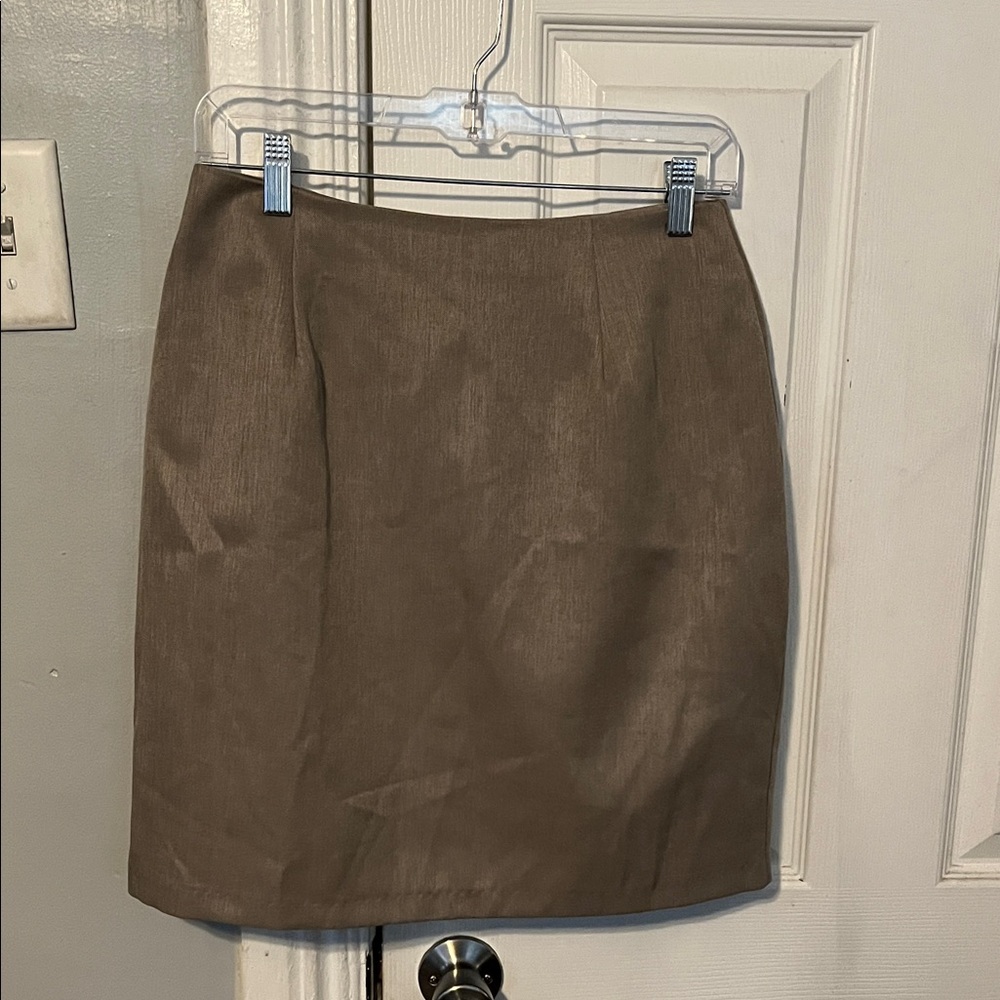 Classic Tan Women's Skirt